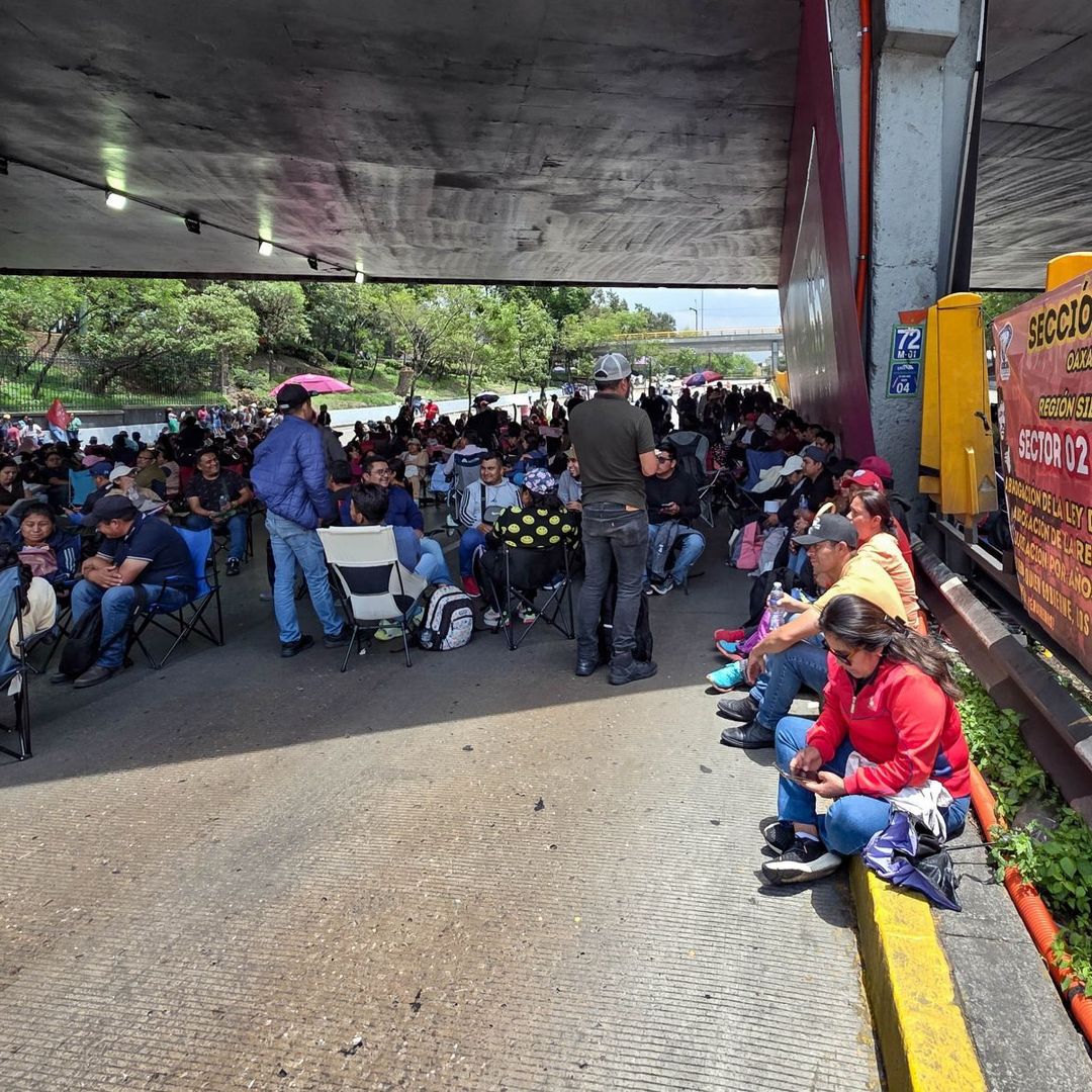 Bloqueo de la CNTE en Circuito Interior, CDMX